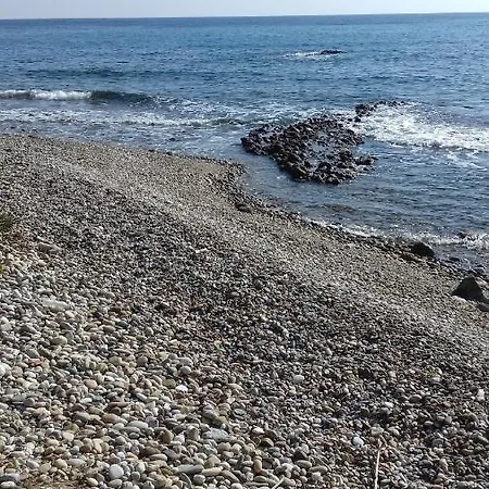 Romance Stone Cozy On The σκιώνη παραθεριστική Hotel 3*